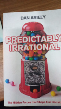 Image of Predictably irrational